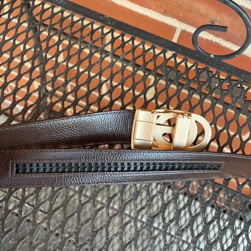 no brand sophisticated belt
